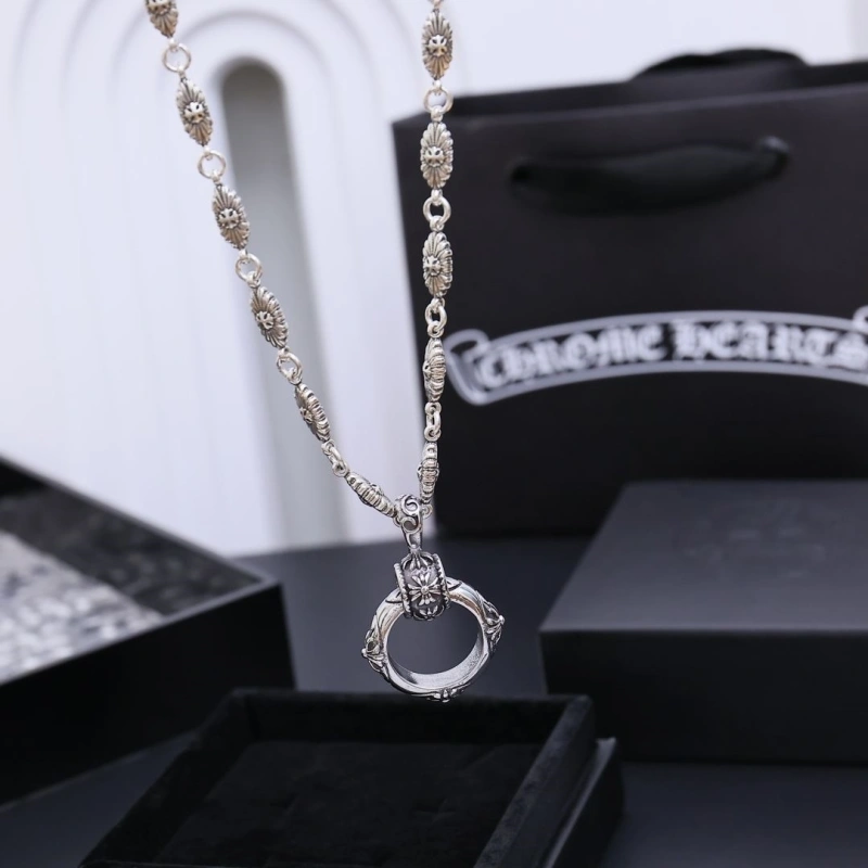 Cozy Chrxmx Hxxrts Necklaces 299322
