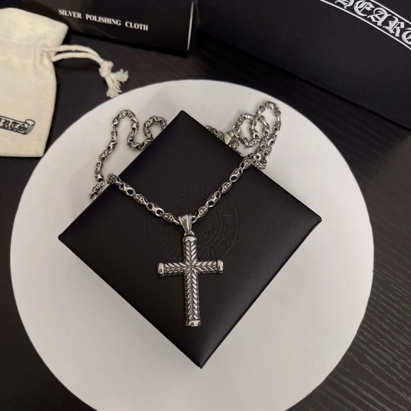 Trendy Chrxmx Hxxrts Necklaces 299323
