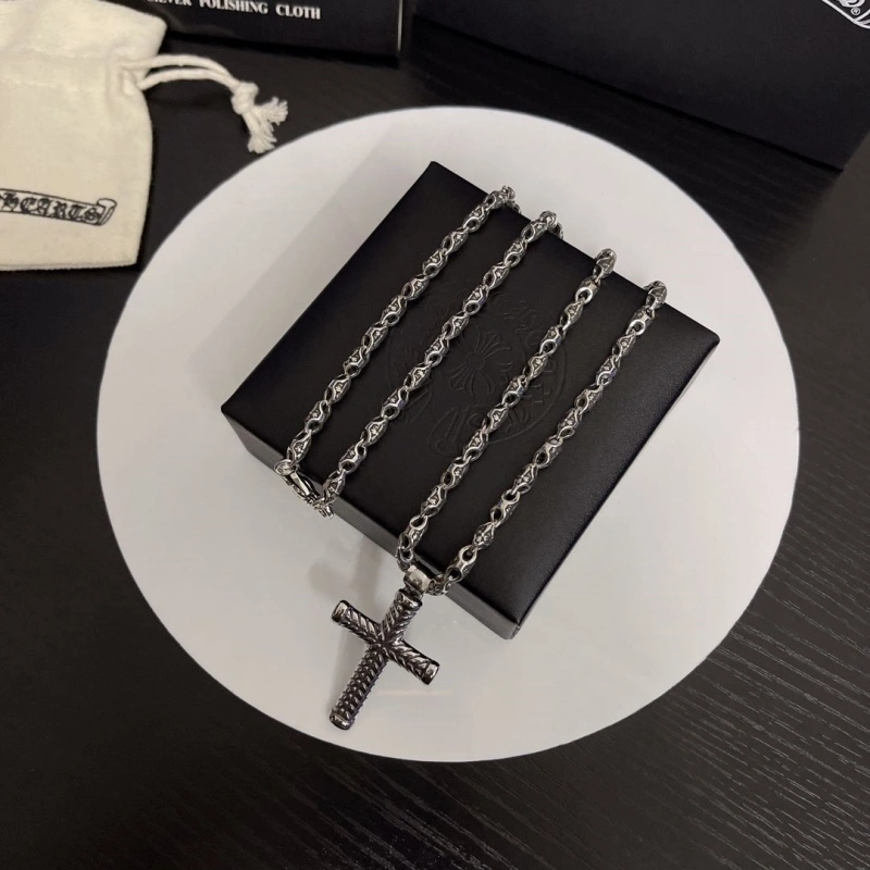 Trendy Chrxmx Hxxrts Necklaces 299323