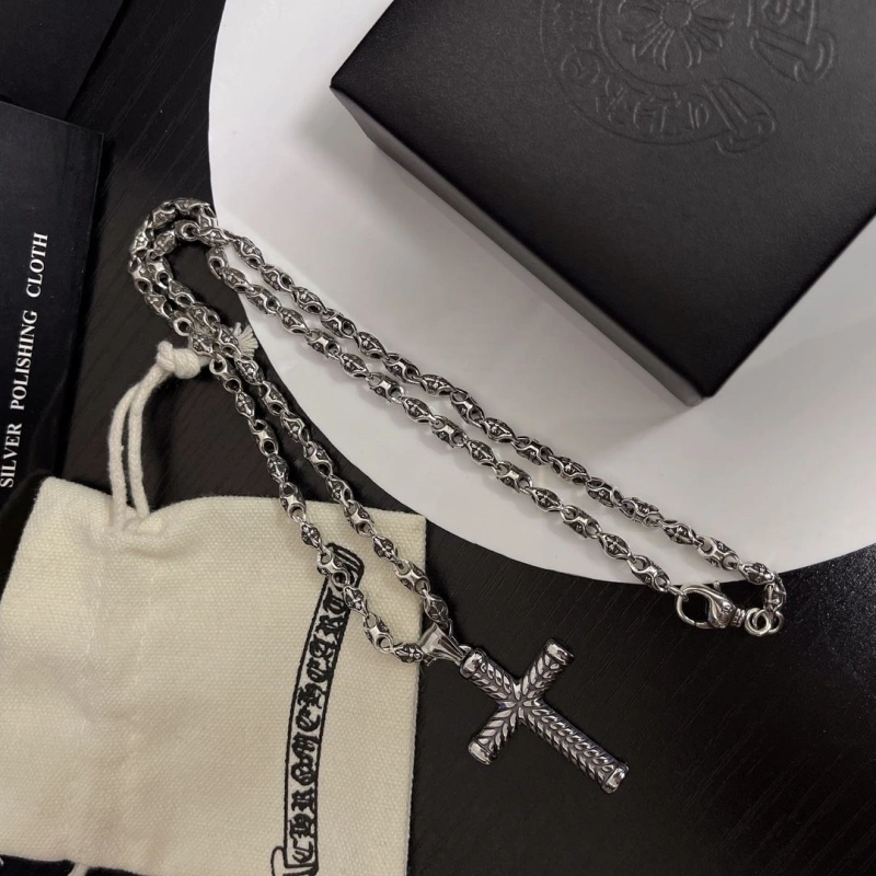 Trendy Chrxmx Hxxrts Necklaces 299323