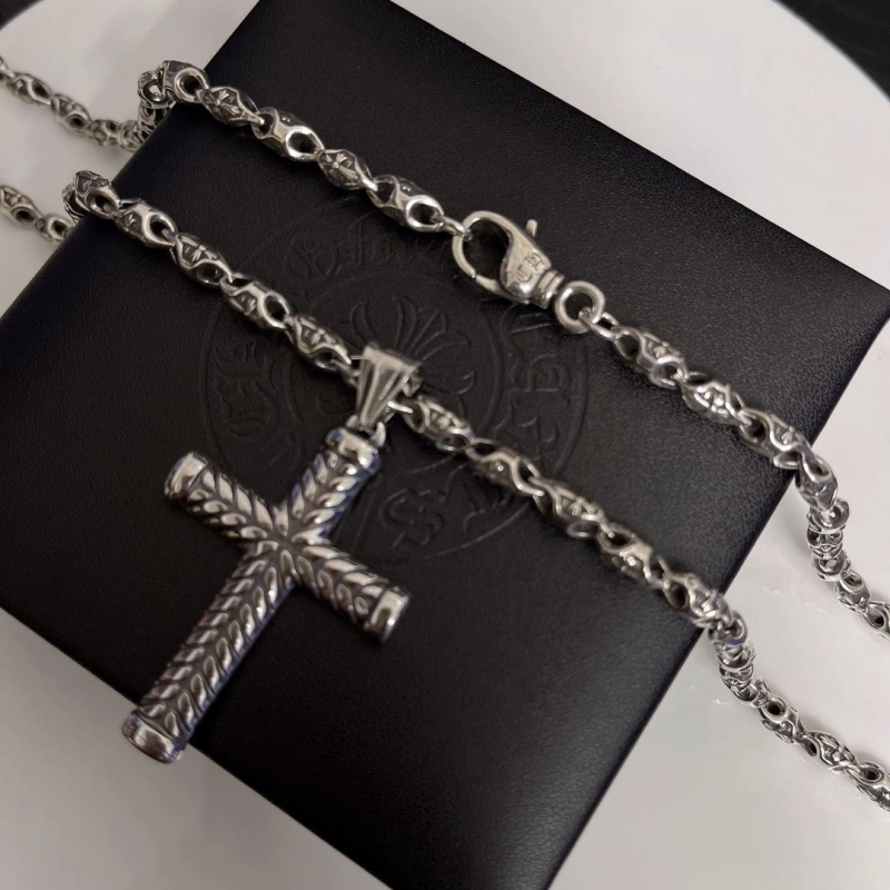 Trendy Chrxmx Hxxrts Necklaces 299323