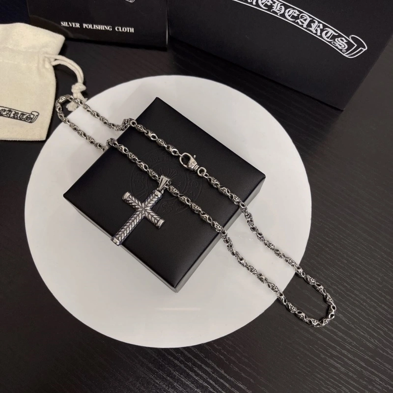 Trendy Chrxmx Hxxrts Necklaces 299323