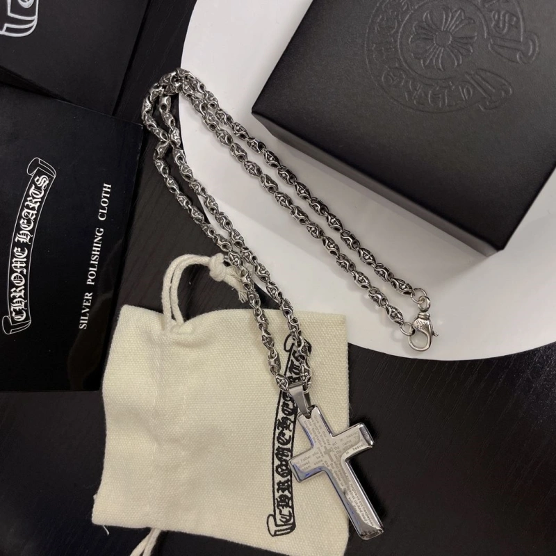 Compact Chrxmx Hxxrts Necklaces 299318