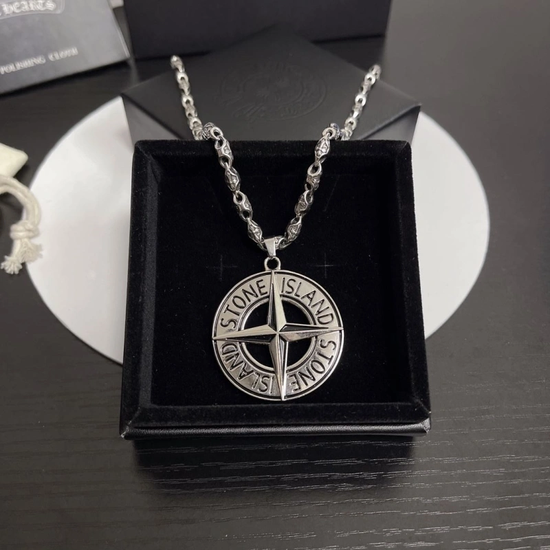 Modern Chrxmx Hxxrts Necklaces 299313