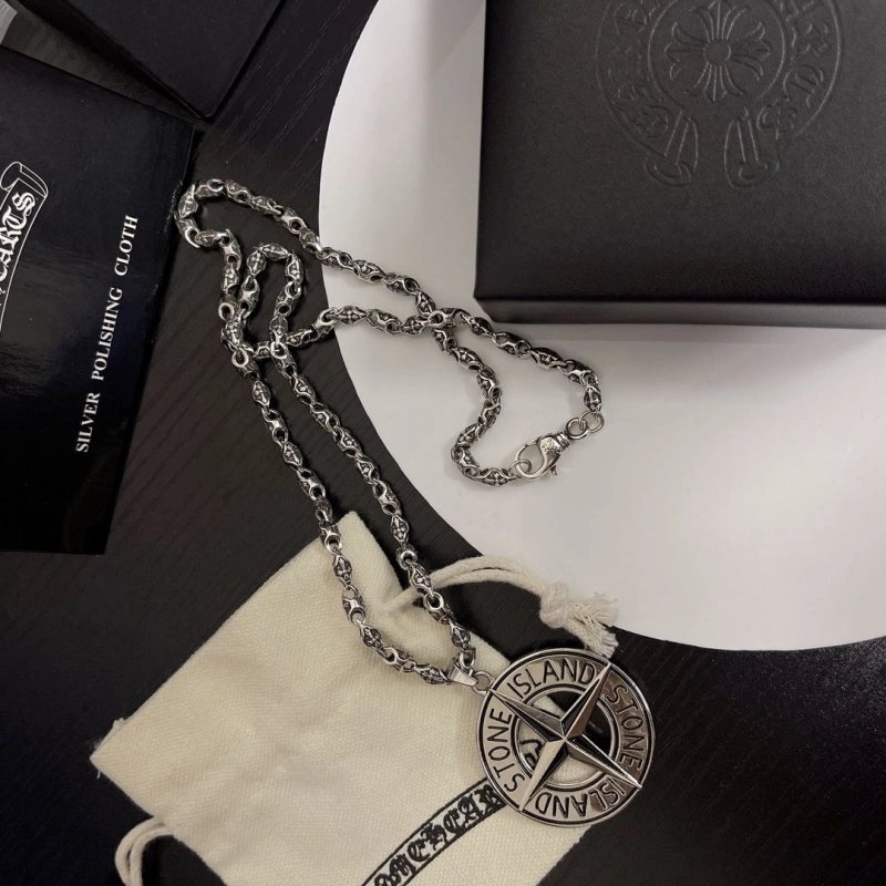 Modern Chrxmx Hxxrts Necklaces 299313