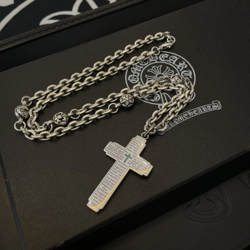 EasyMatch Chrxmx Hxxrts Necklaces 299310