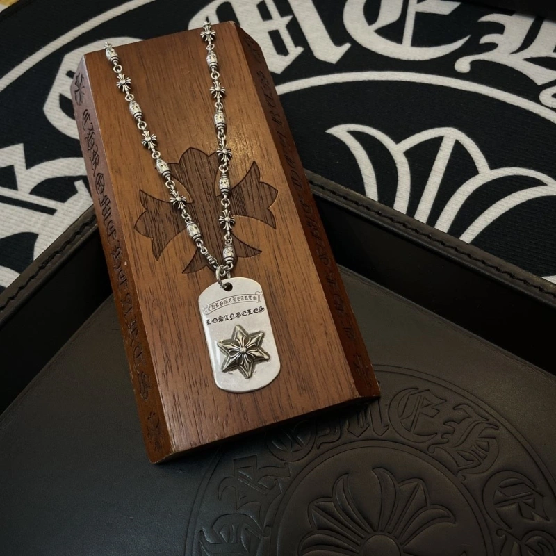 SportInspired Chrxmx Hxxrts Necklaces 299304
