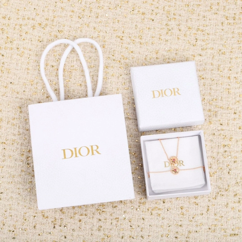 Christian Dxxr Necklaces Affordable 294672