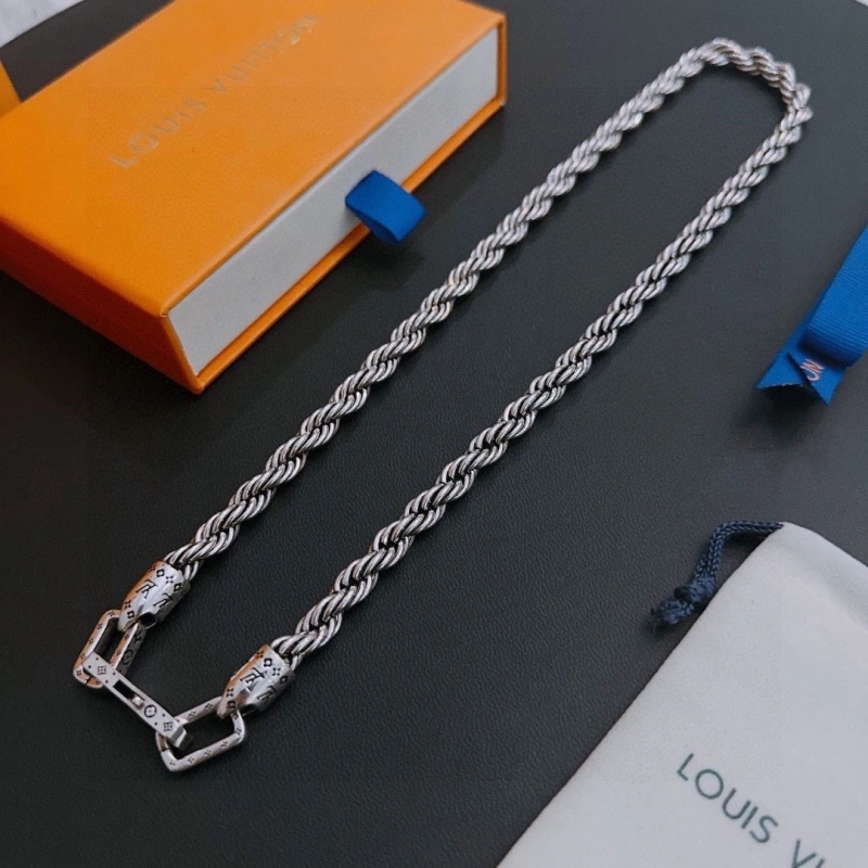 Practical LX Necklaces 310451