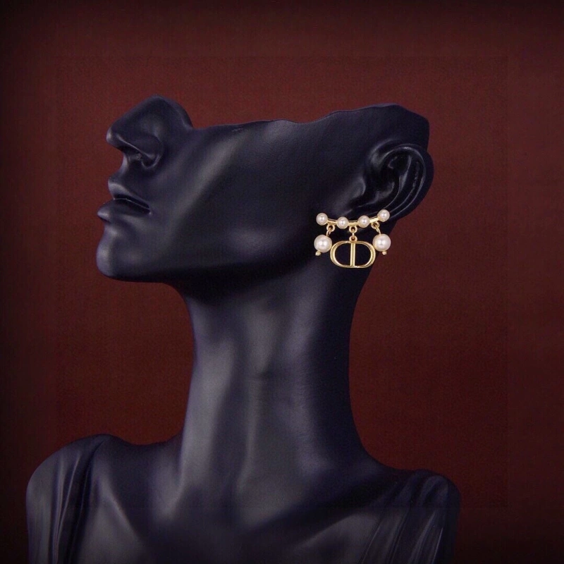 Christian Dxxr Earrings Elegant 294777