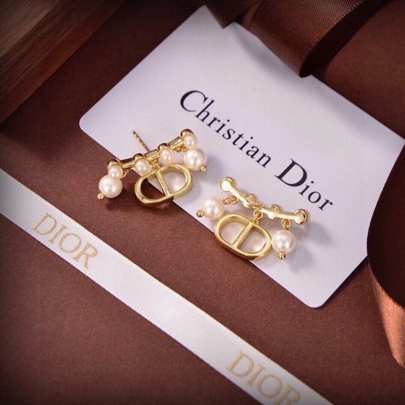 Christian Dxxr Earrings Elegant 294777