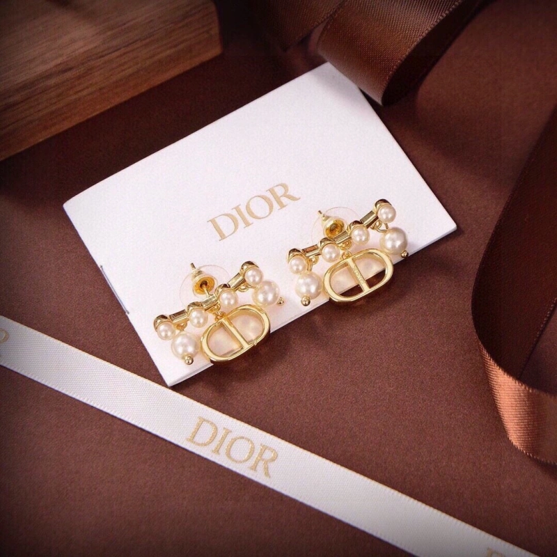 Christian Dxxr Earrings Elegant 294777