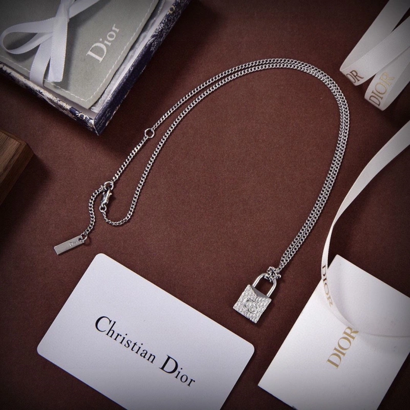 Christian Dxxr Necklaces Sleek 294670
