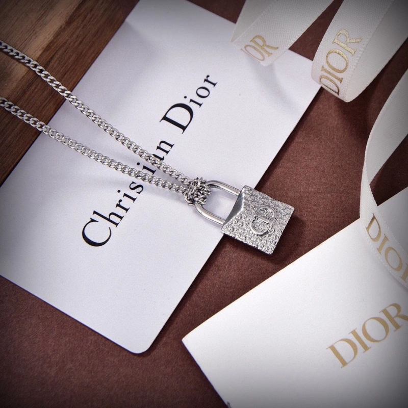 Christian Dxxr Necklaces Sleek 294670