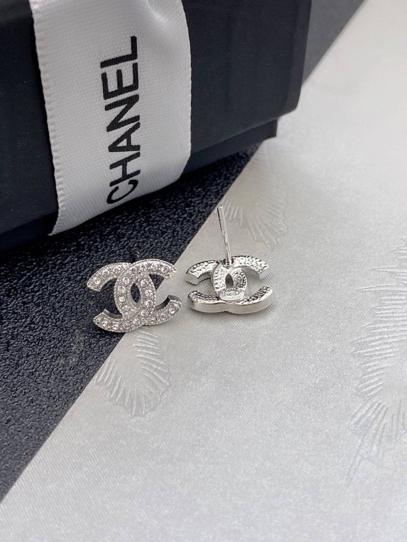 Comfortable Chxnxl Earrings 288456