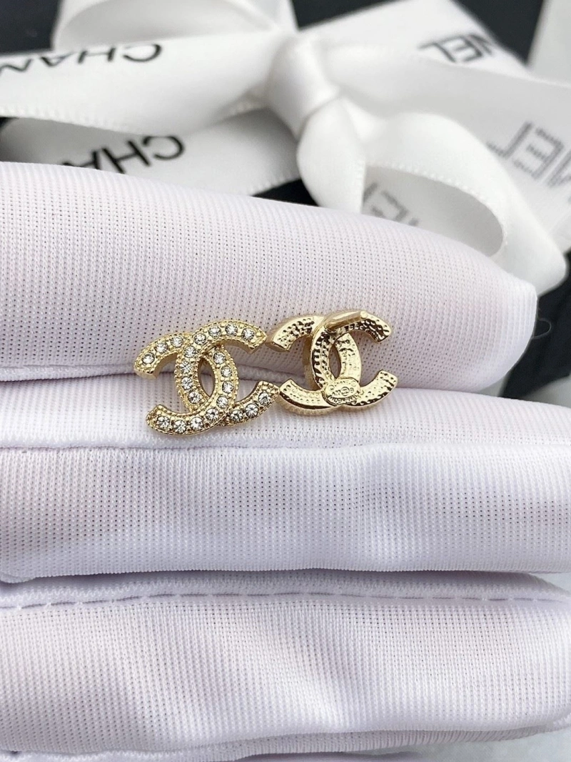 Comfortable Chxnxl Earrings 288456