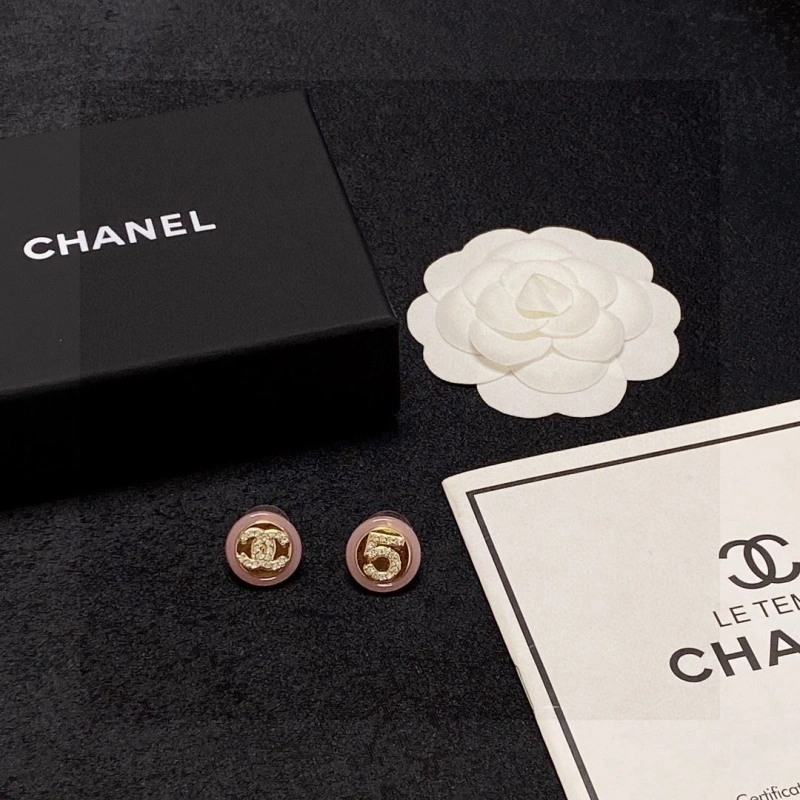 Breathable Chxnxl Earrings 288469