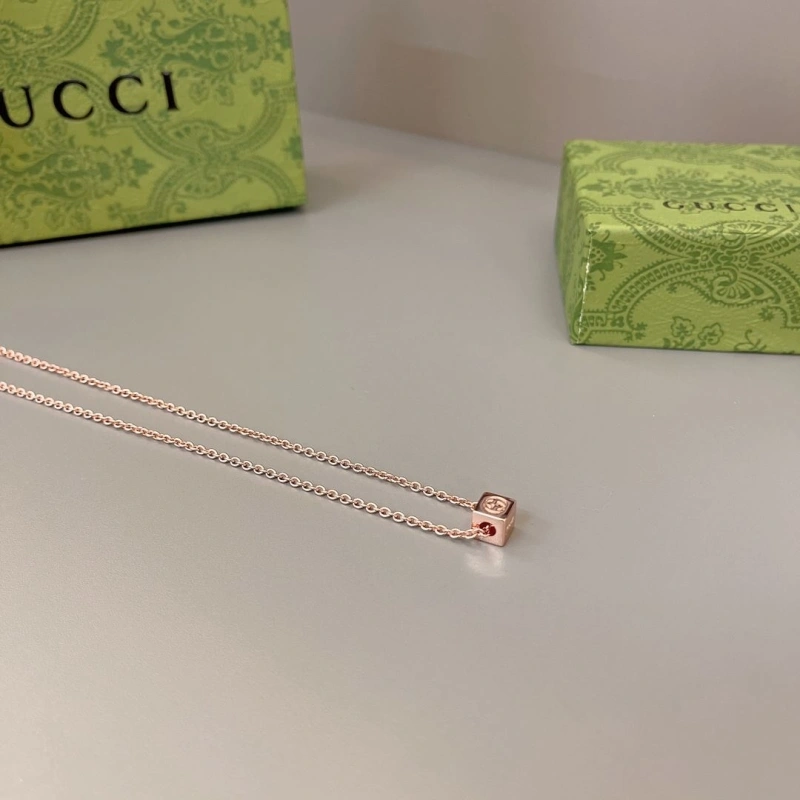 Gxccx Necklaces Fashionable 304749