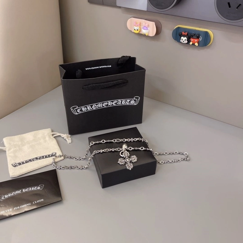 Chrxmx Hxxrts Necklaces GoodFit 299287