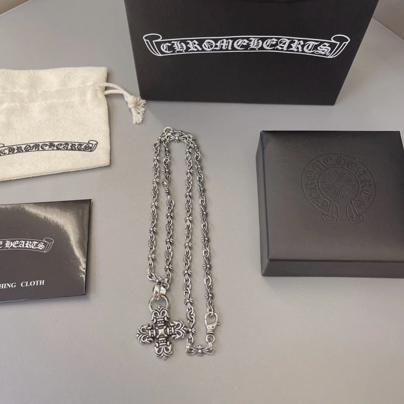 Chrxmx Hxxrts Necklaces GoodFit 299287