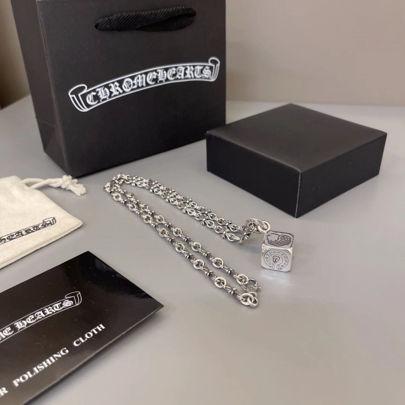 Chrxmx Hxxrts Necklaces Breathable 299291