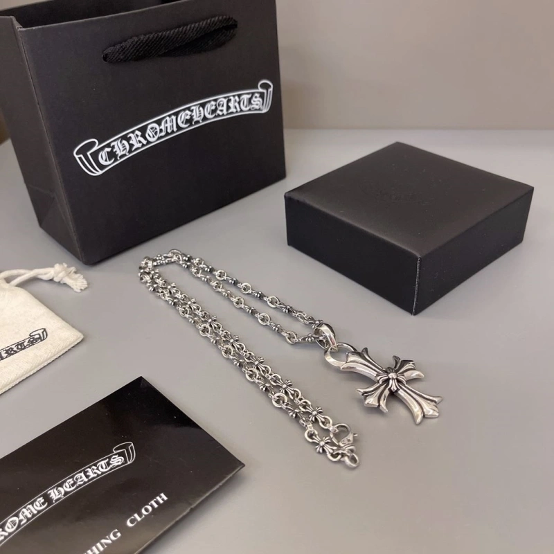 Chrxmx Hxxrts Necklaces Stylish 299290