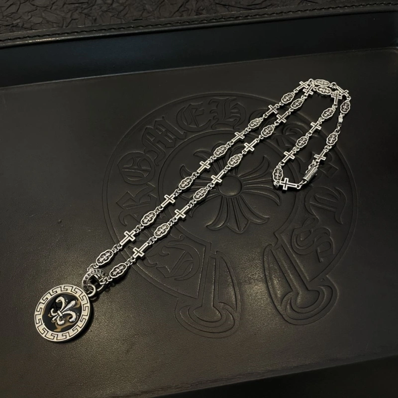 Resilient Chrxmx Hxxrts Necklaces 299285