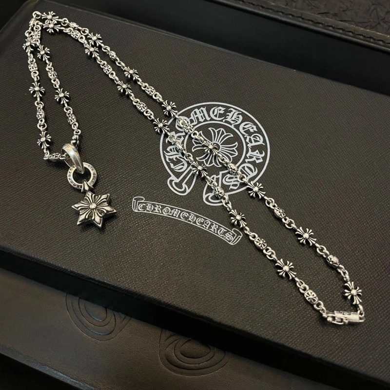 Stylish Chrxmx Hxxrts Necklaces 299283