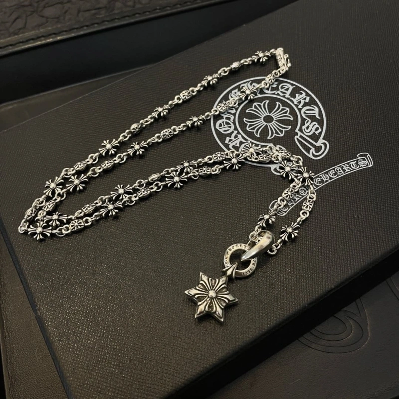 Stylish Chrxmx Hxxrts Necklaces 299283