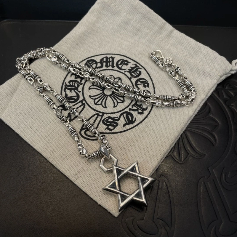 Chrxmx Hxxrts Necklaces EyeCatching 299275