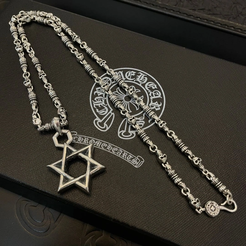 Chrxmx Hxxrts Necklaces EyeCatching 299275