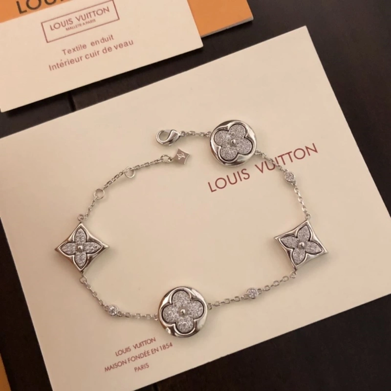 Trendy LX Bracelets 311070