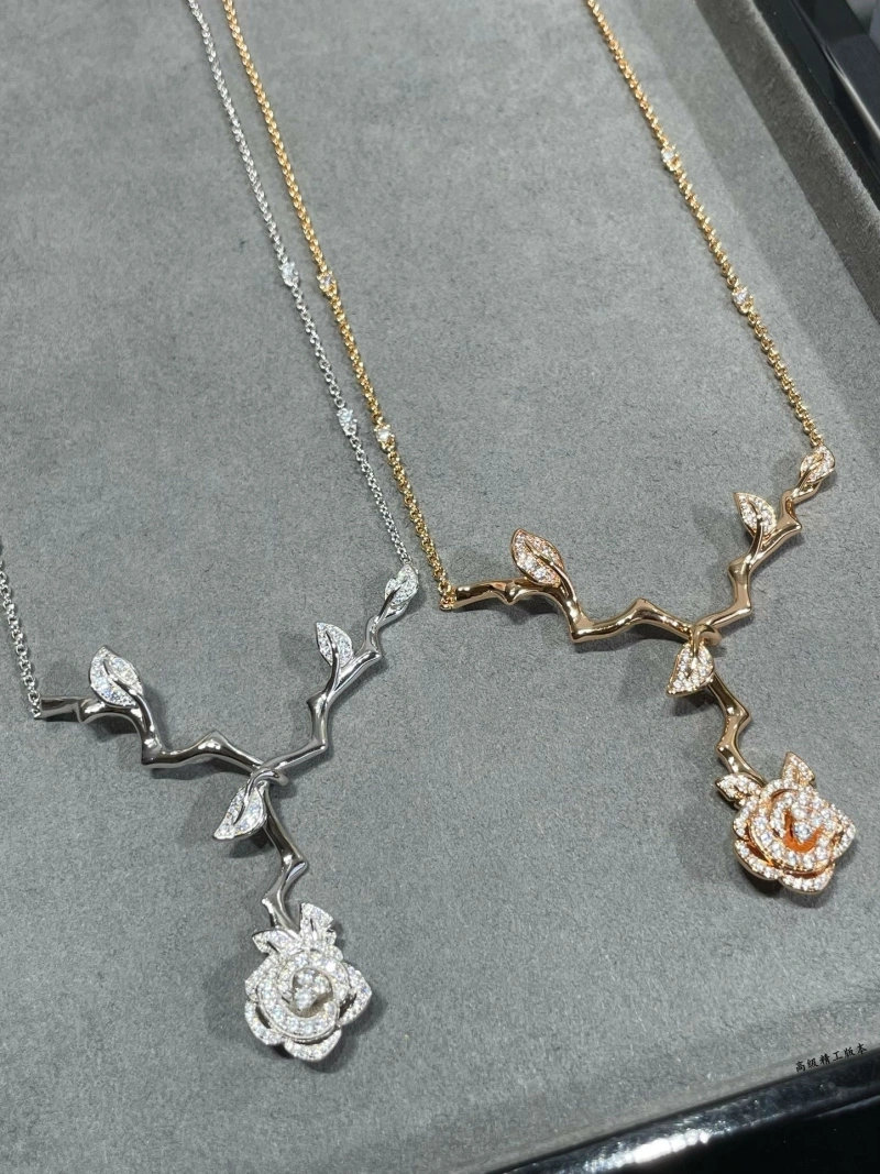 Christian Dxxr Necklaces WellDesigned 294669
