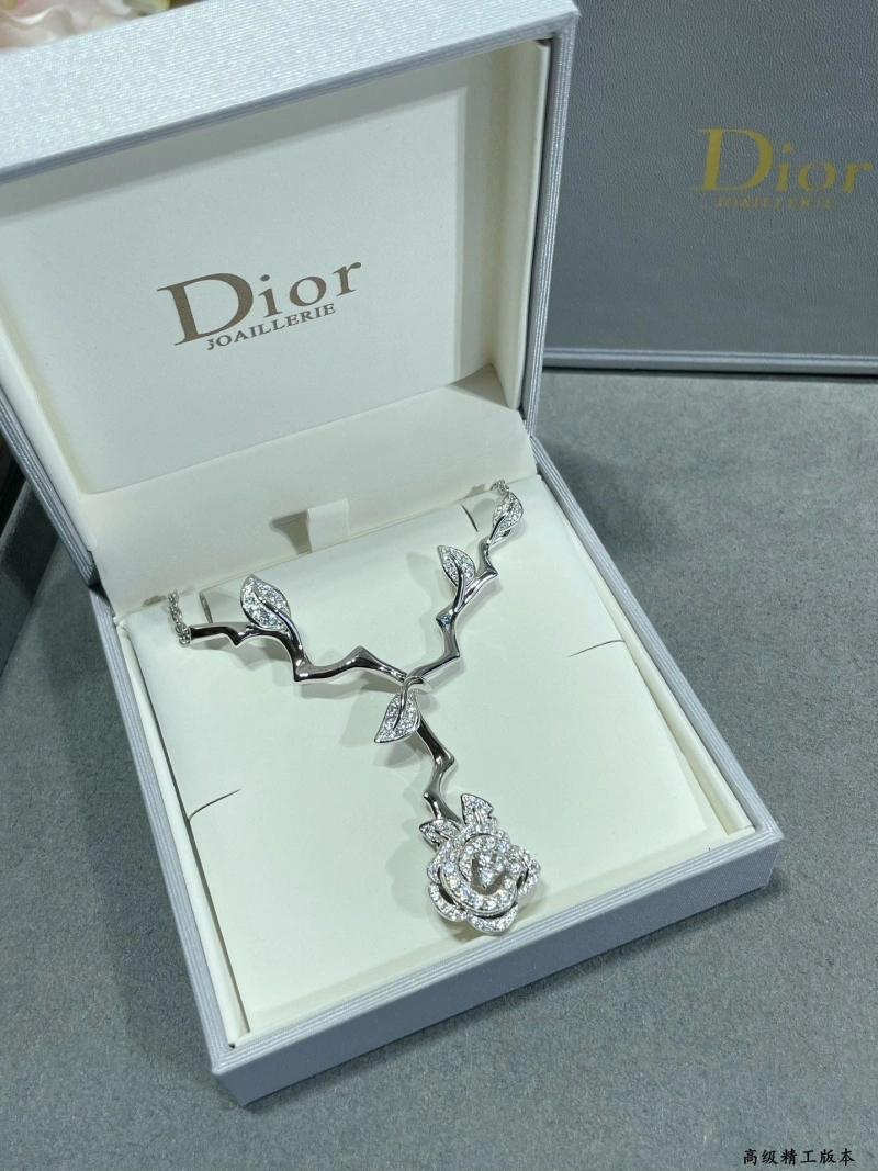 Christian Dxxr Necklaces WellDesigned 294669