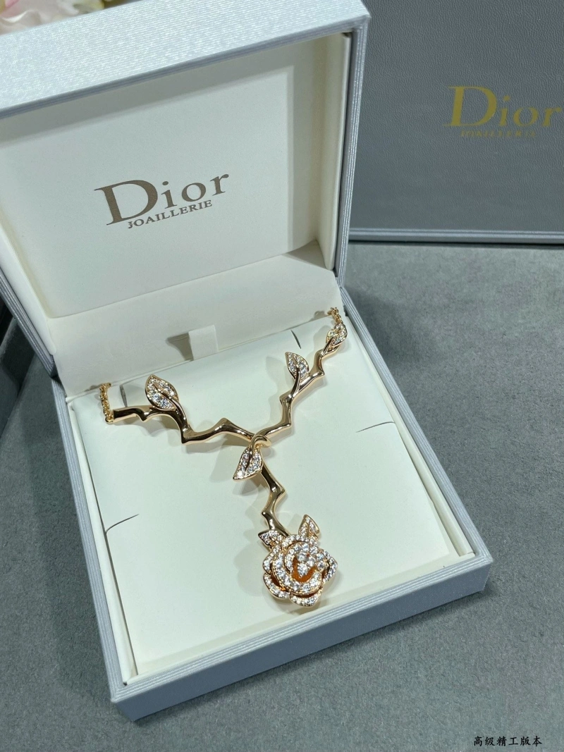 Christian Dxxr Necklaces WellDesigned 294669