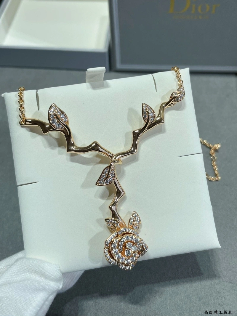 Christian Dxxr Necklaces WellDesigned 294669