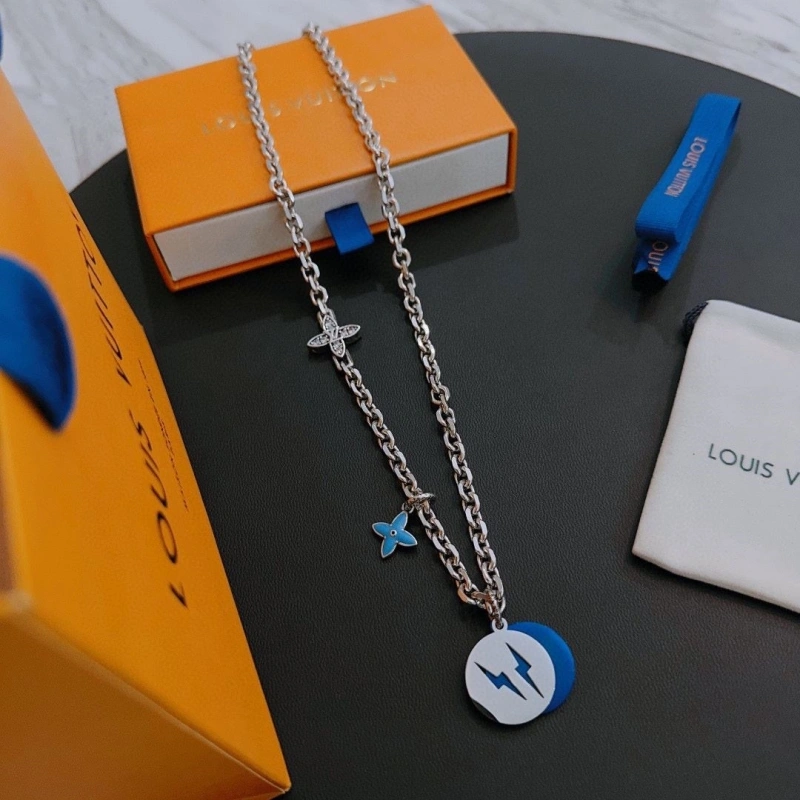 Lightweight LX Necklaces 310430