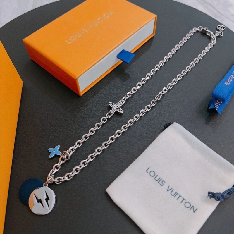 Lightweight LX Necklaces 310430