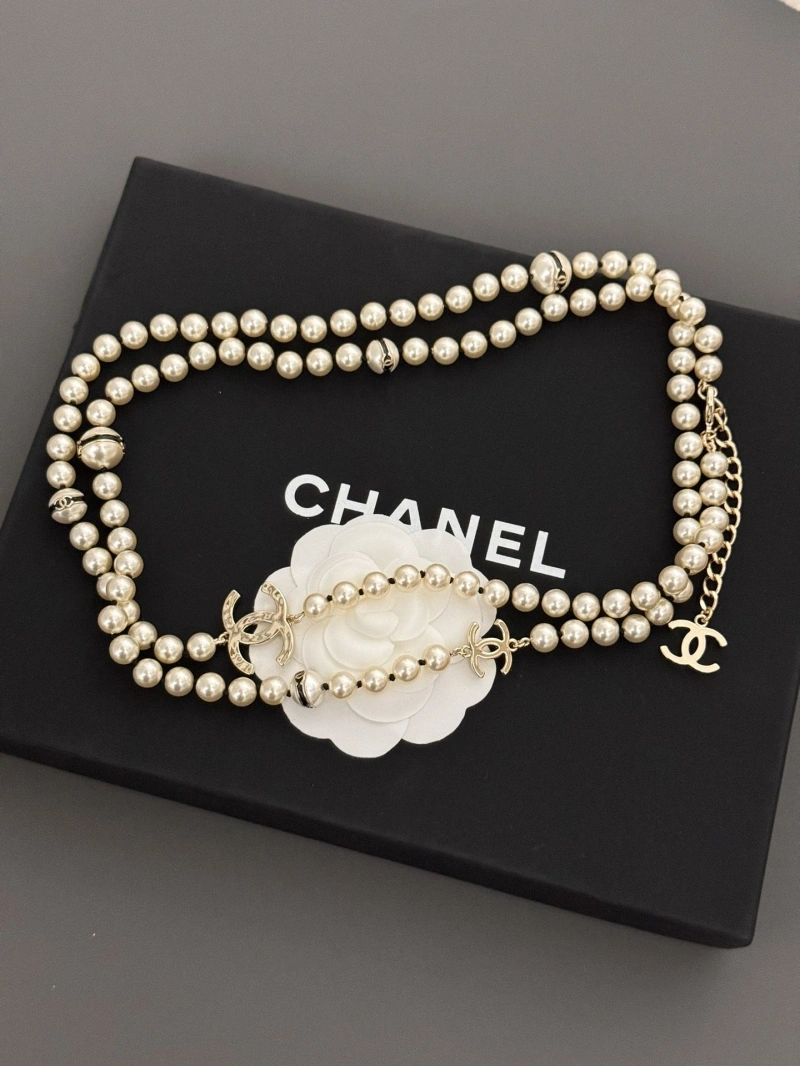 Vibrant Chxnxl Necklaces 288021