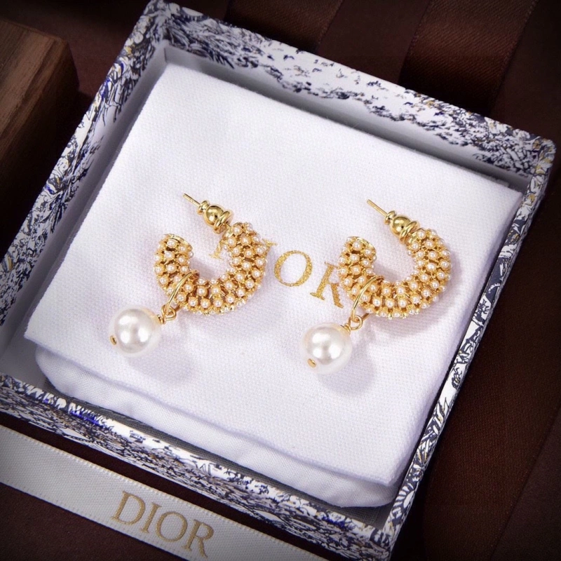 Christian Dxxr Earrings Minimalist 294765