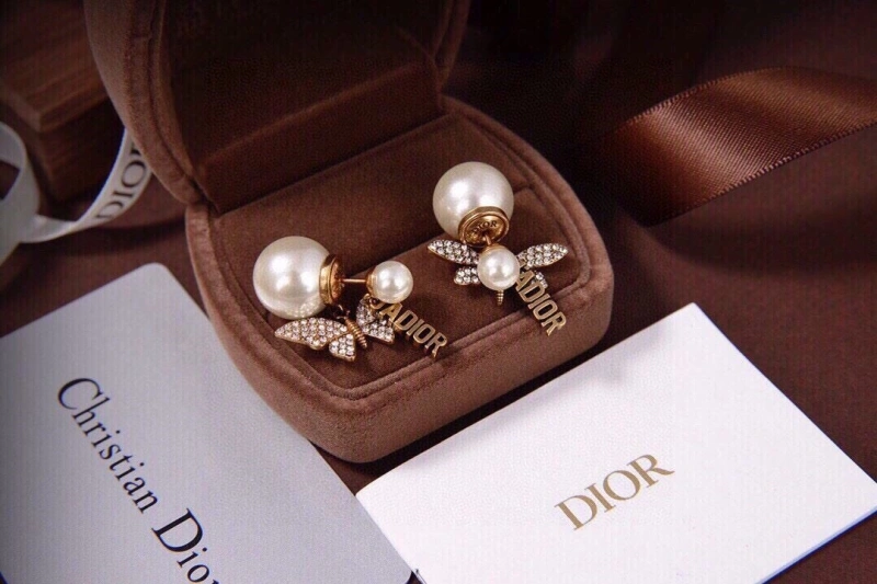 Classic Christian Dxxr Earrings 294775