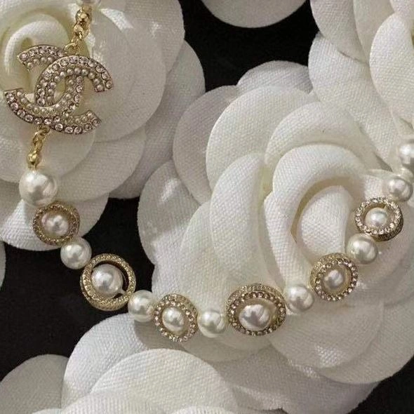Sophisticated Chxnxl Earrings 288447