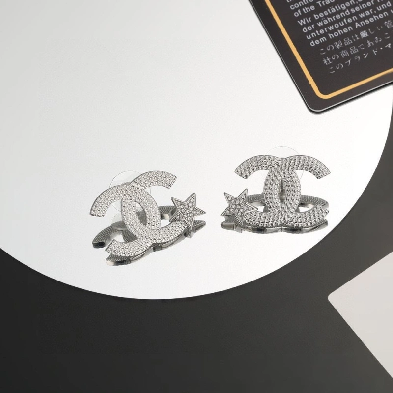 Sophisticated Chxnxl Earrings 288443
