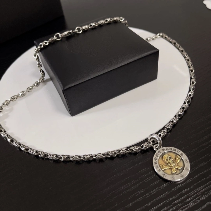 GoodFit Chrxmx Hxxrts Necklaces 299263