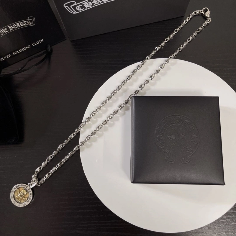 GoodFit Chrxmx Hxxrts Necklaces 299263