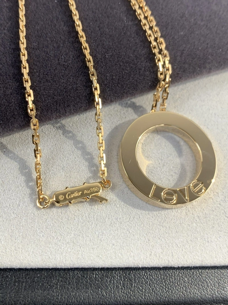 Durable LX Necklaces 310422