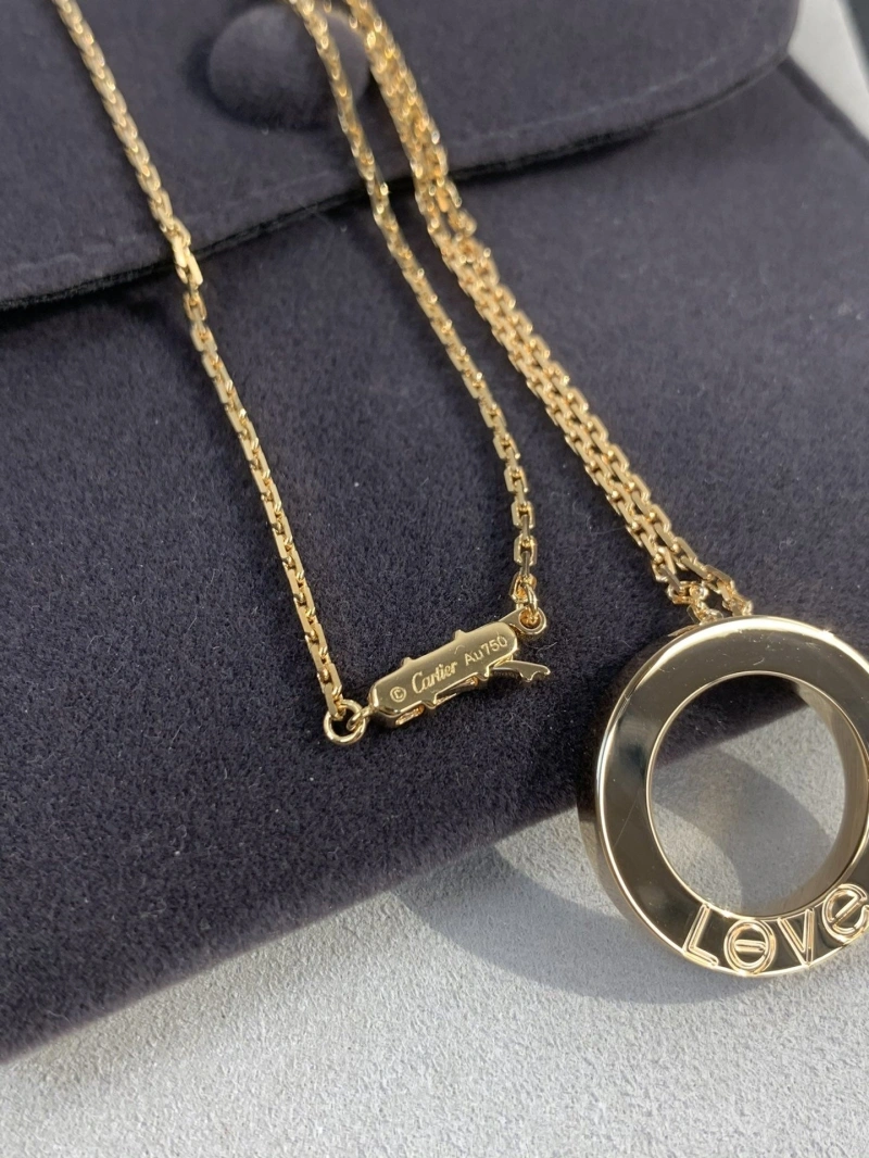 Durable LX Necklaces 310422