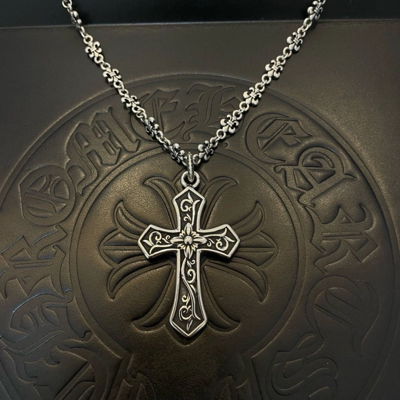 Classic Chrxmx Hxxrts Necklaces 299265