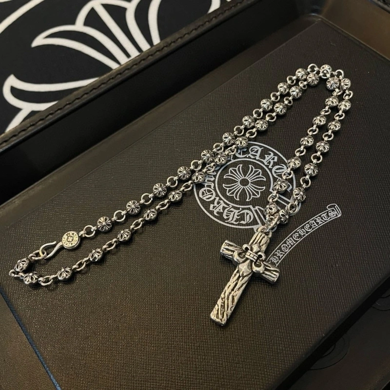 GoAnywhere Chrxmx Hxxrts Necklaces 299264