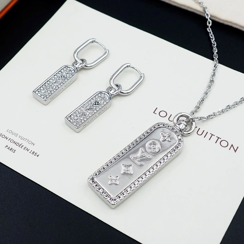 LX Earrings TopPick 310980
